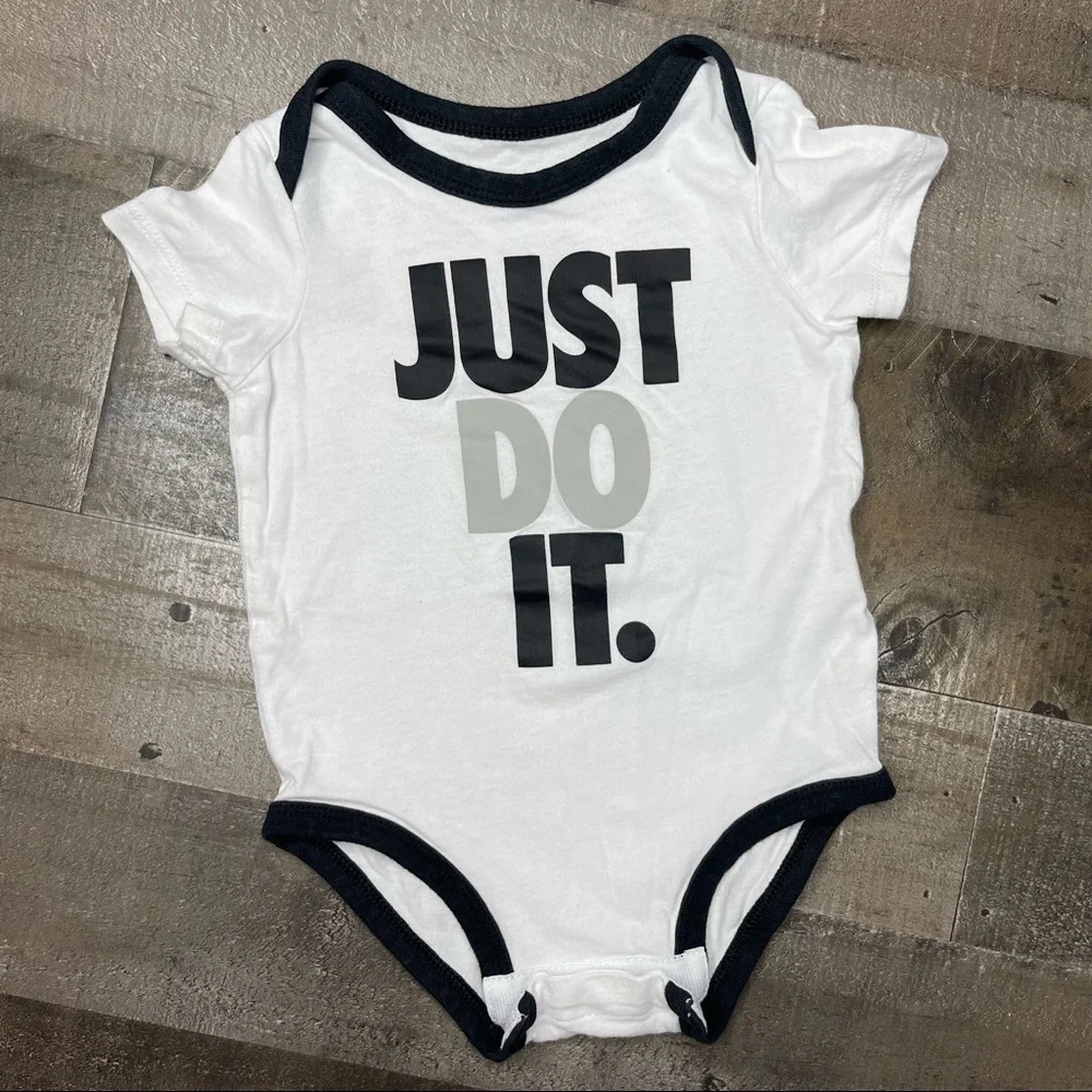 Nike Just Do It Bodysuit size 9months